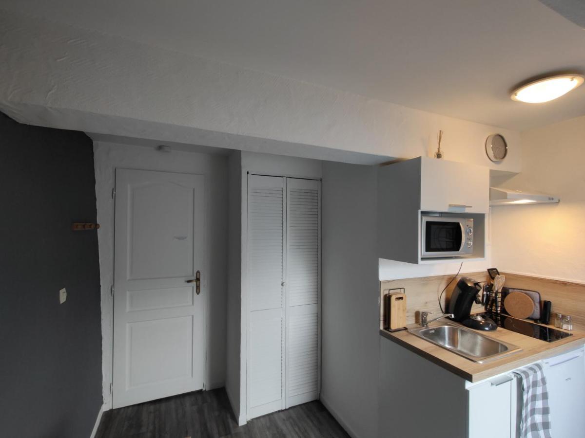 Studio "Sous Les Toits", Proche Hyper Centre Et Commerces ! Valenciennes Esterno foto