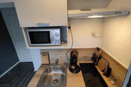Studio "Sous Les Toits", Proche Hyper Centre Et Commerces ! Valenciennes Esterno foto